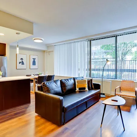 Modern Retreat By Pentagon City
